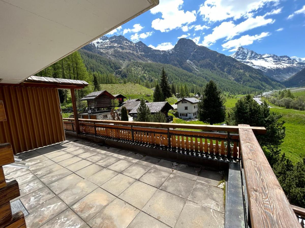 Les Bouquetins Hotell Zinal Exteriör bild